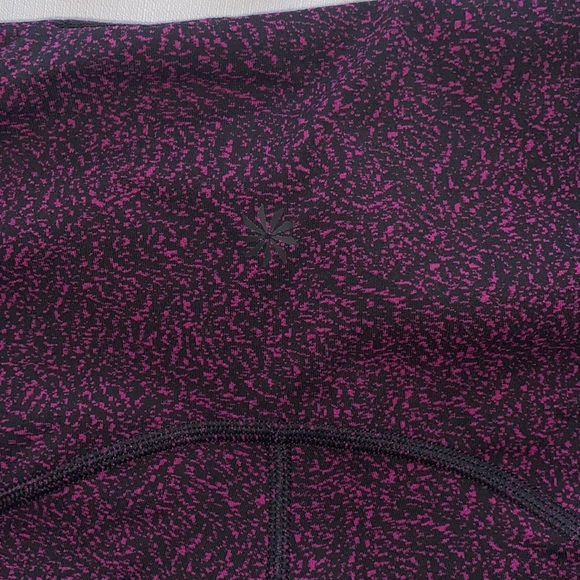 7/8 Athleta leggings - Picture 3 of 6